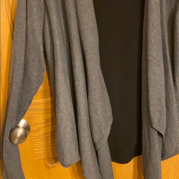 Dark gray cardigan with layering of material - Picture 5 of 8